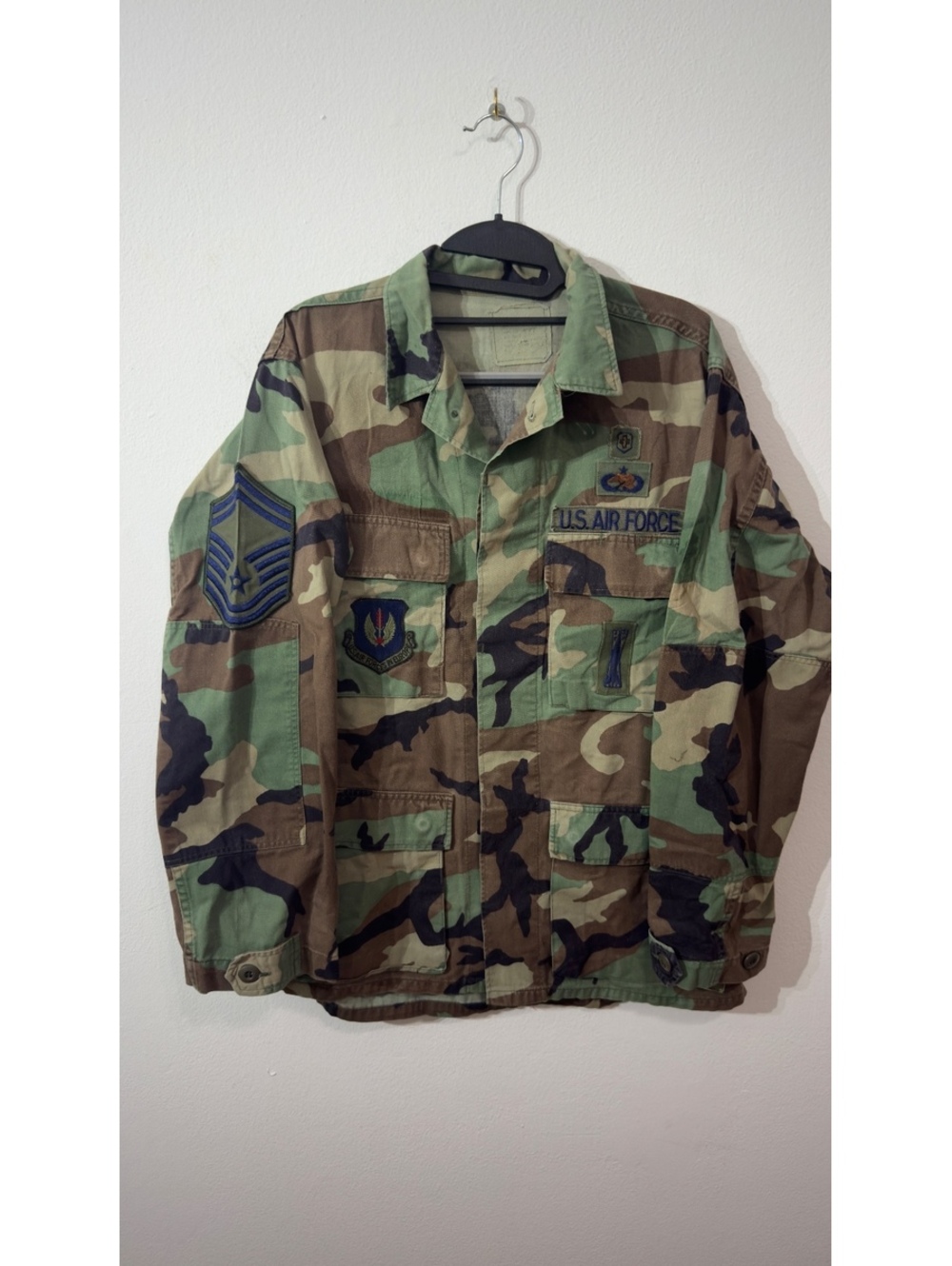 Vintage US Air Force Jacket Mens Medium Short Woodland Camo